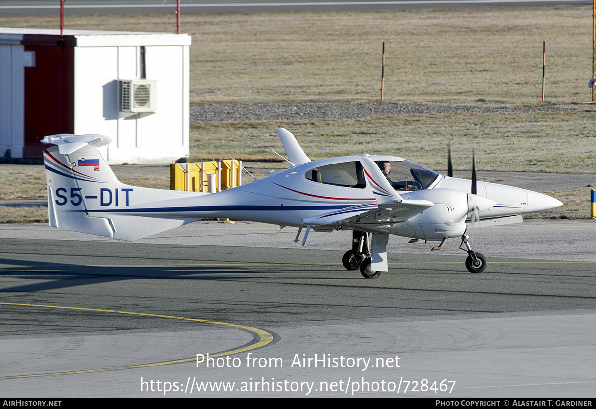 Aircraft Photo of S5-DIT | Diamond DA42 Twin Star | AirHistory.net #728467