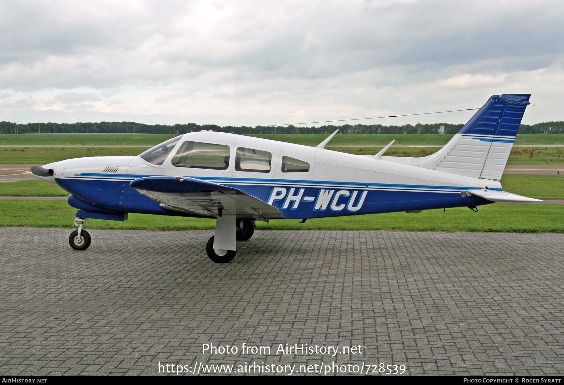 Aircraft Photo of PH-WCU | Piper PA-28R-201T Turbo Cherokee Arrow III | AirHistory.net #728539