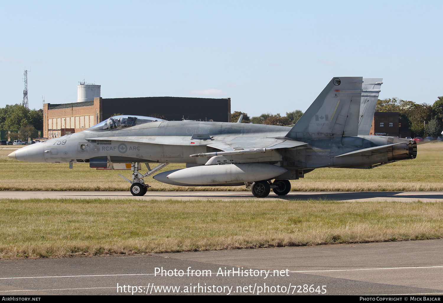 Aircraft Photo of 188759 | McDonnell Douglas CF-188 Hornet | Canada - Air Force | AirHistory.net #728645