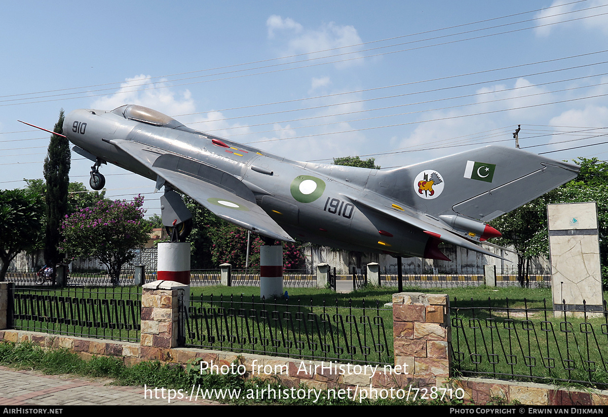 Aircraft Photo of 1910 | Shenyang F-6 | Pakistan - Air Force | AirHistory.net #728710