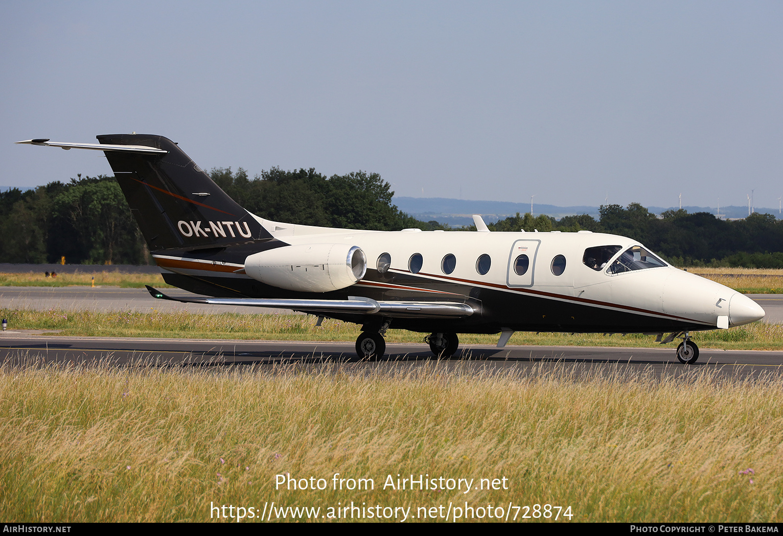 Aircraft Photo of OK-NTU | Hawker Beechcraft 400XP/Nextant N400XT | AirHistory.net #728874