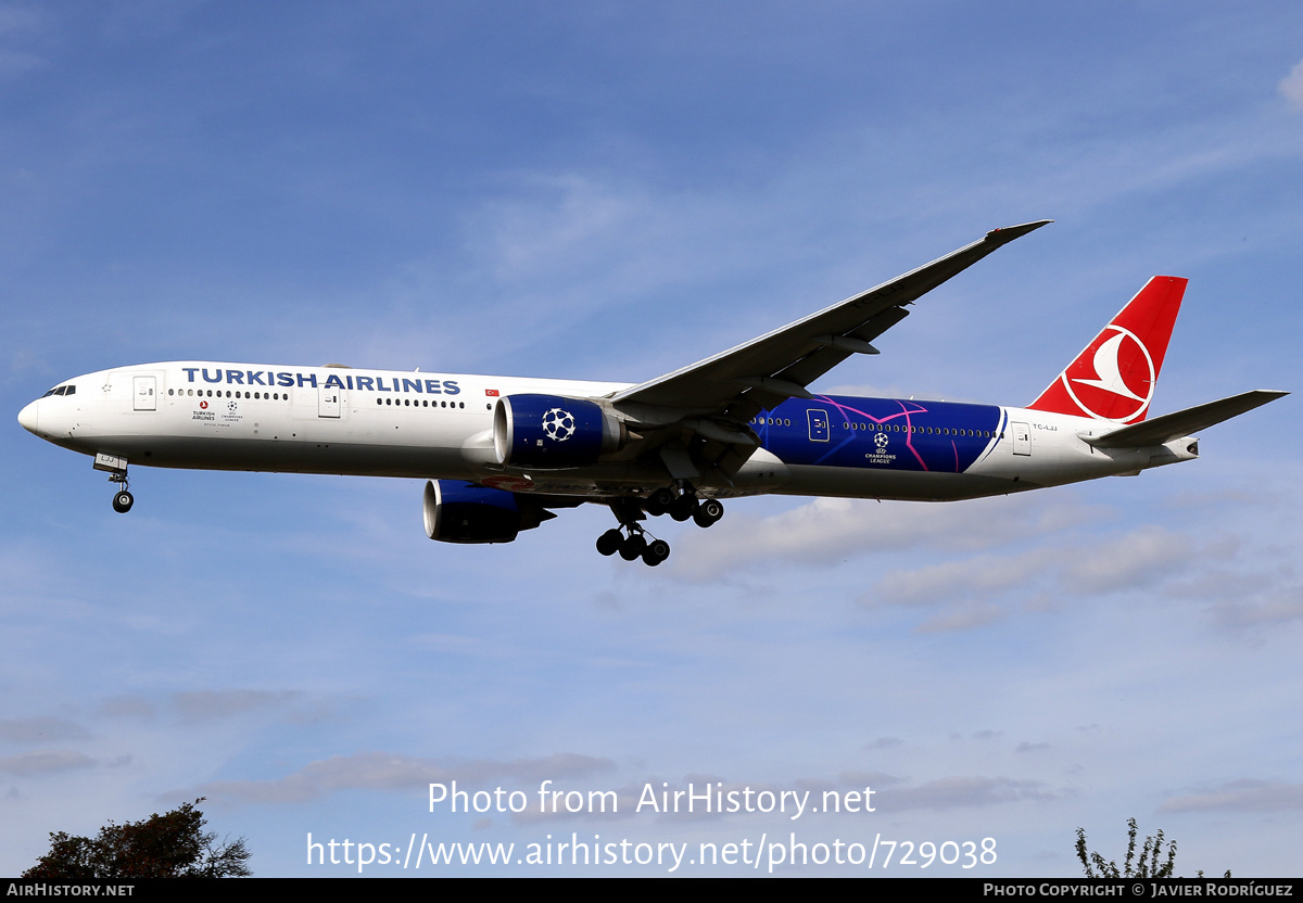 Aircraft Photo of TC-LJJ | Boeing 777-3F2/ER | Turkish Airlines | AirHistory.net #729038