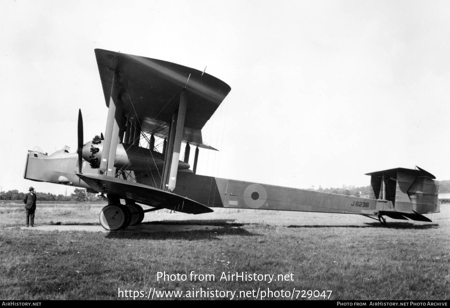 Aircraft Photo of J8236 | Vickers 112 Virginia MkVII | UK - Air Force | AirHistory.net #729047