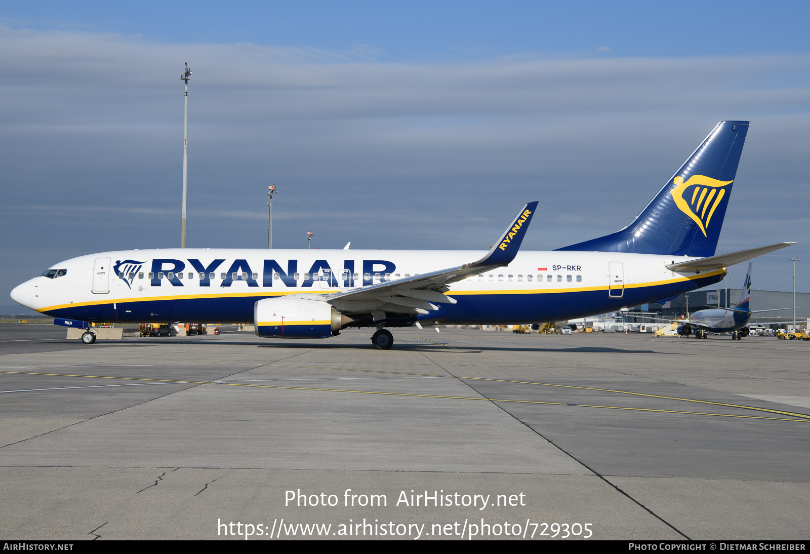 Aircraft Photo of SP-RKR | Boeing 737-8AS | Ryanair | AirHistory.net #729305