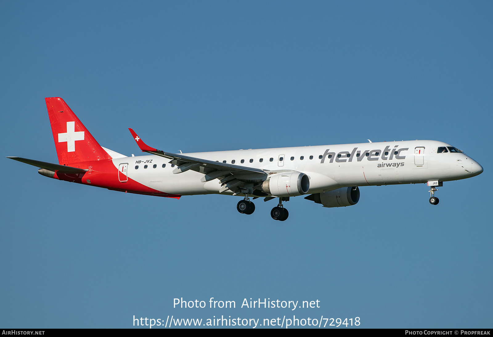 Aircraft Photo of HB-JVZ | Embraer 195AR (ERJ-190-200IGW) | Helvetic Airways | AirHistory.net #729418