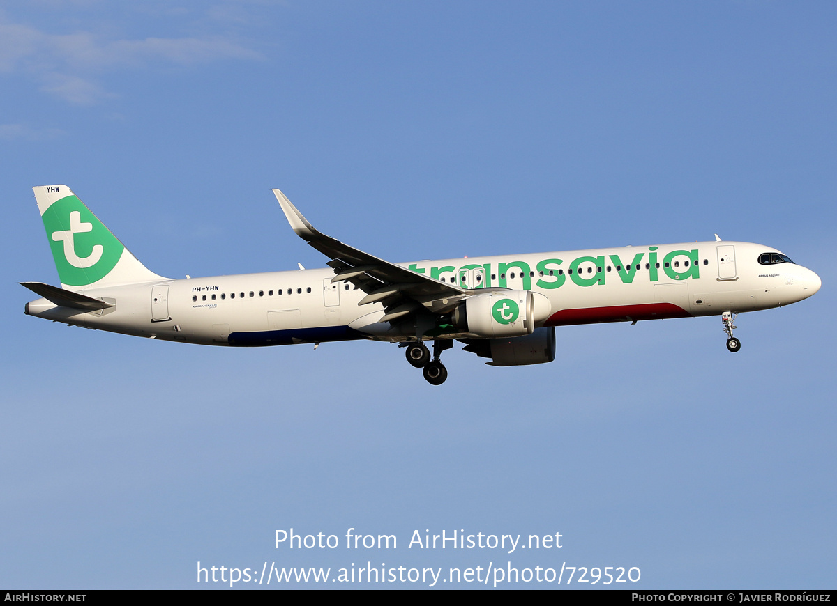 Aircraft Photo of PH-YHW | Airbus A321-251NX | Transavia | AirHistory.net #729520