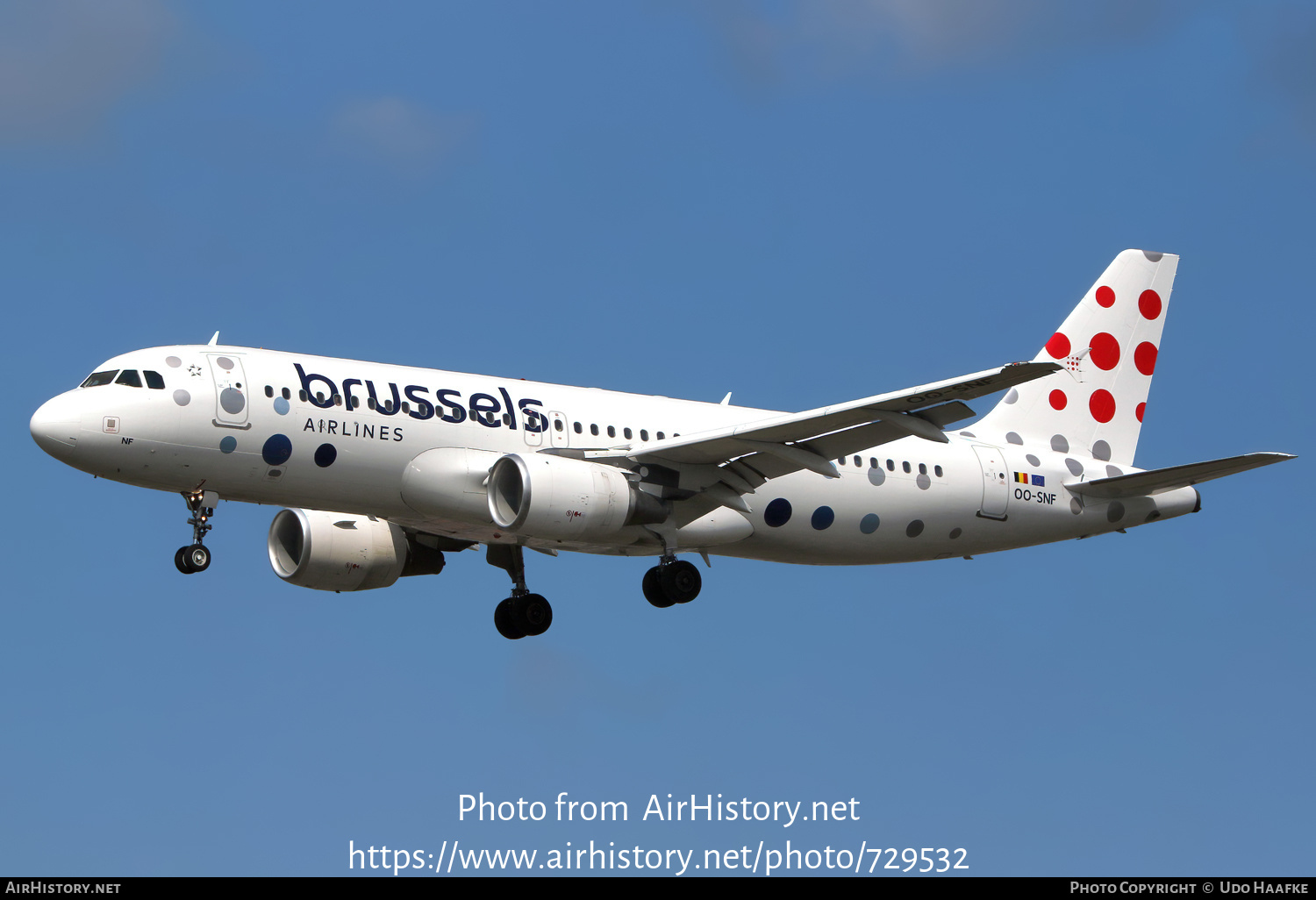 Aircraft Photo of OO-SNF | Airbus A320-214 | Brussels Airlines | AirHistory.net #729532