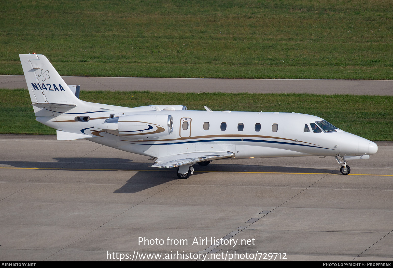 Aircraft Photo of N142AA | Cessna 560XL Citation Excel | AirHistory.net #729712