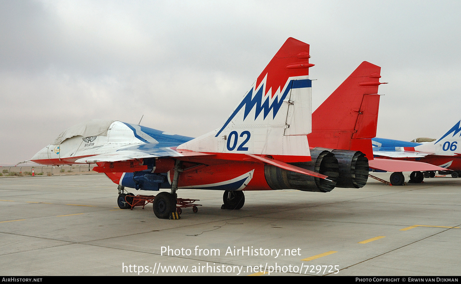 Aircraft Photo of 02 blue | Mikoyan-Gurevich MiG-29UB (9-51) | Russia - Air Force | AirHistory.net #729725