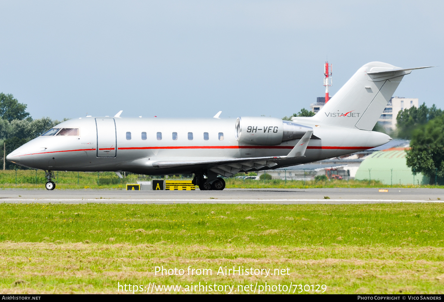 Aircraft Photo of 9H-VFG | Bombardier Challenger 605 (CL-600-2B16) | VistaJet | AirHistory.net #730129