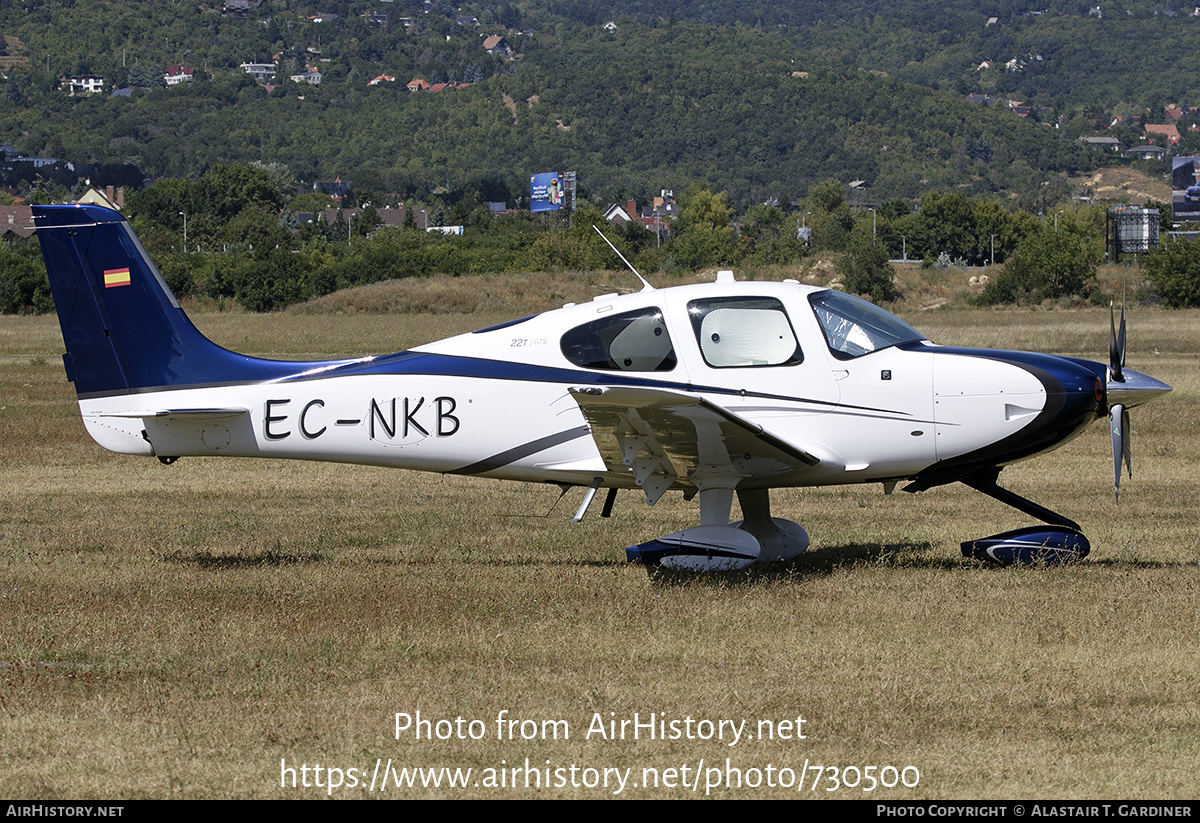 Aircraft Photo of EC-NKB | Cirrus SR-22T G5-GTS | AirHistory.net #730500