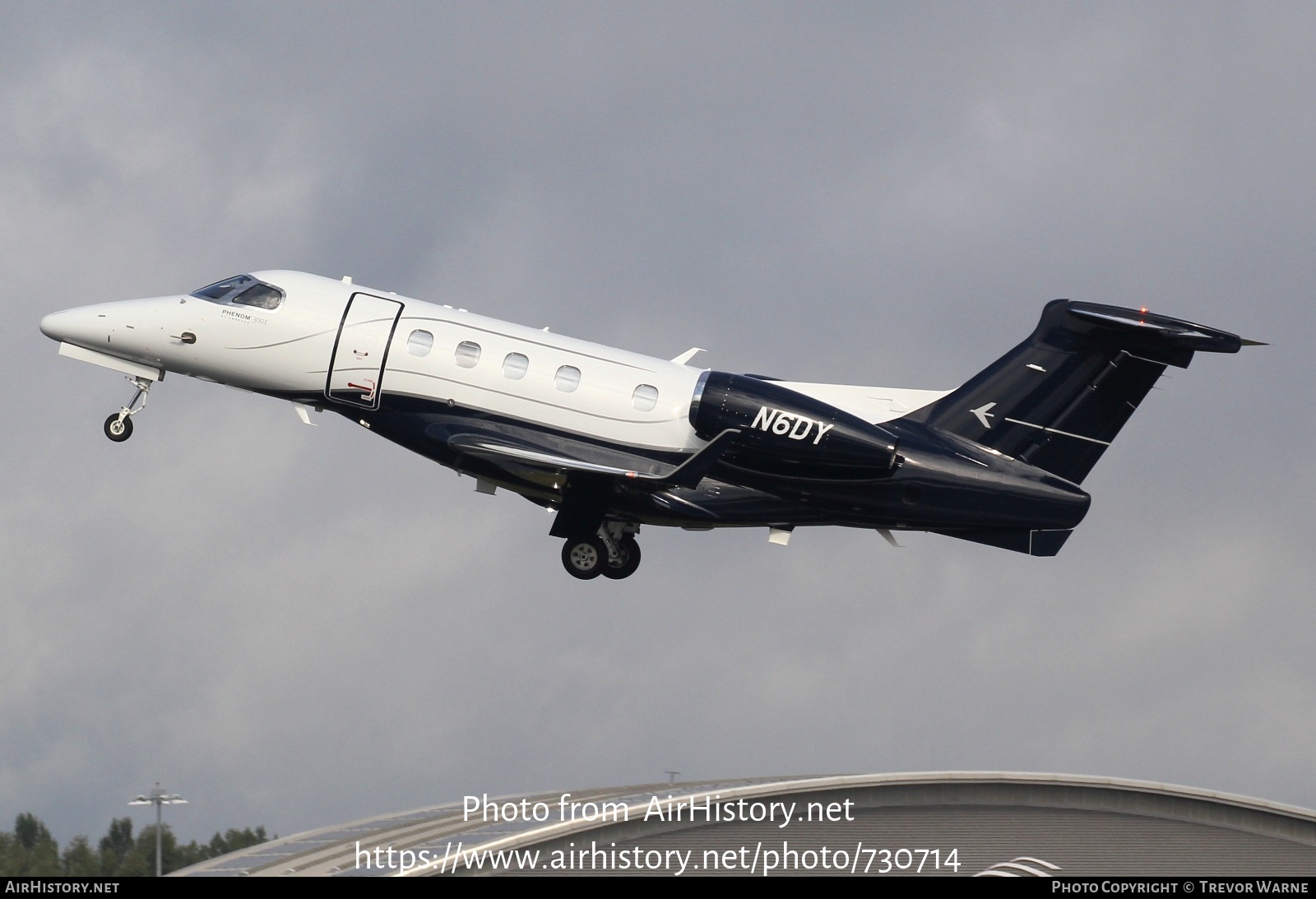 Aircraft Photo of N6DY | Embraer EMB-505 Phenom 300 | AirHistory.net #730714