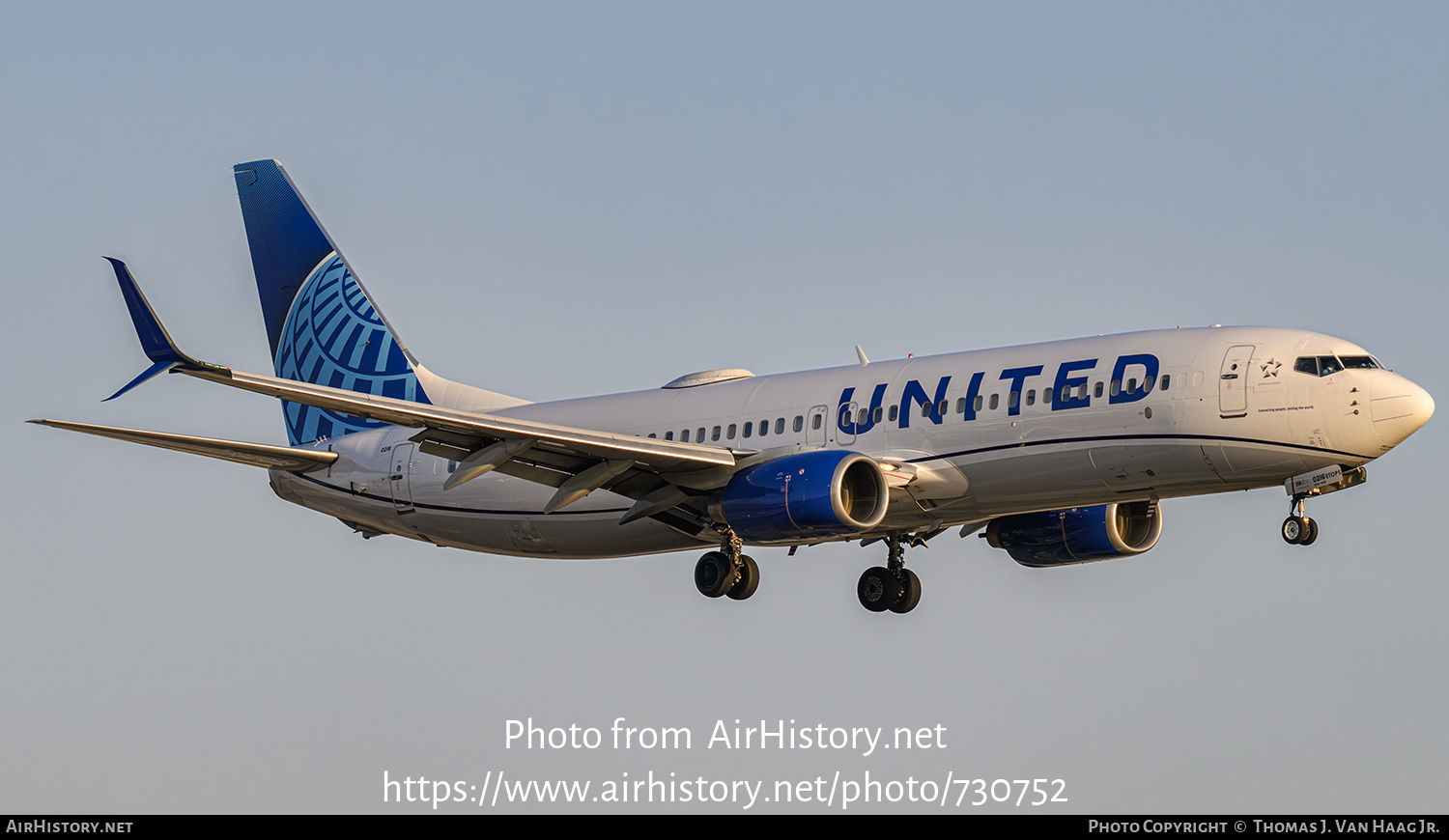 Aircraft Photo of N12216 | Boeing 737-824 | United Airlines | AirHistory.net #730752