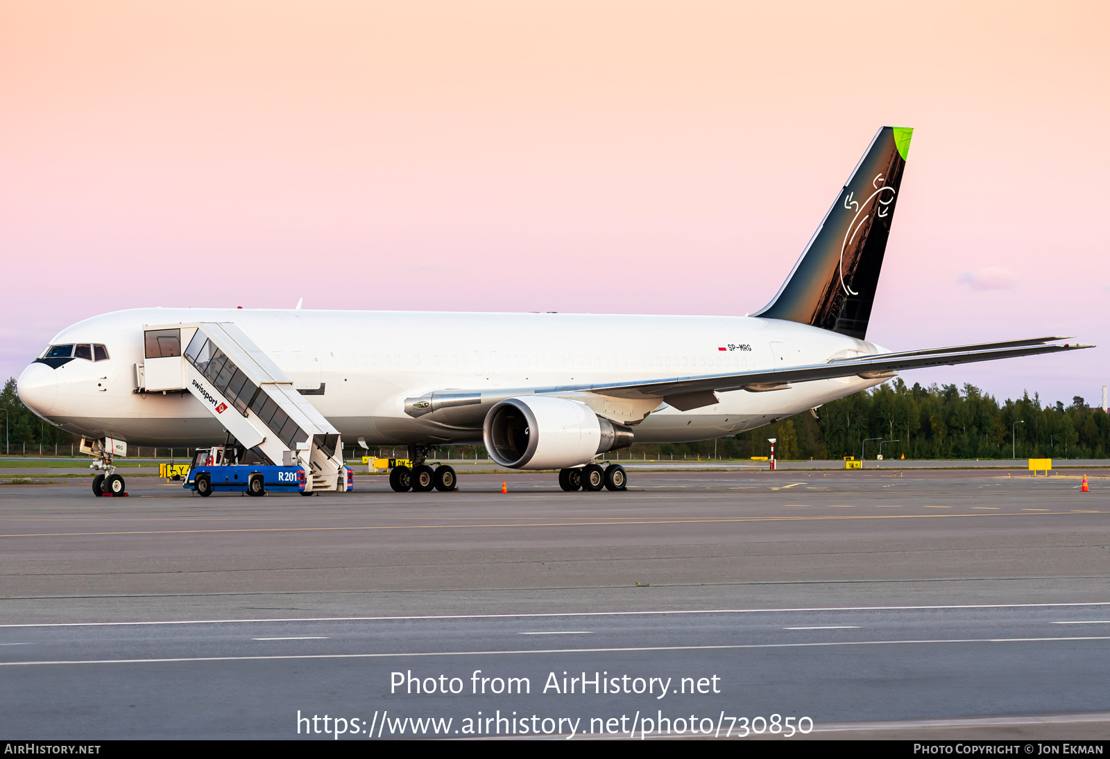 Aircraft Photo of SP-MRG | Boeing 767-304/ER(BDSF) | SkyTaxi | AirHistory.net #730850