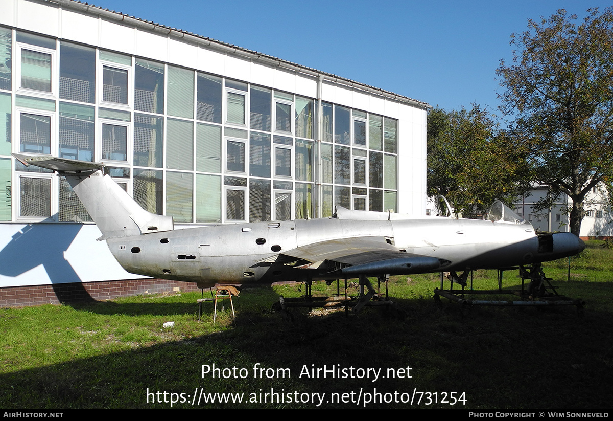 Aircraft Photo of 42 red | Aero L-29 Delfin | Soviet Union - Air Force | AirHistory.net #731254