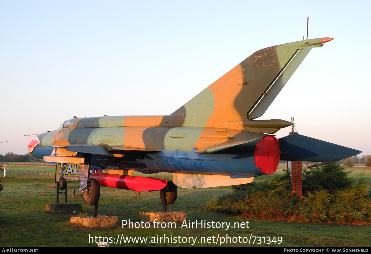 Aircraft Photo of 1810 | Mikoyan-Gurevich MiG-21M | Poland - Air Force | AirHistory.net #731349