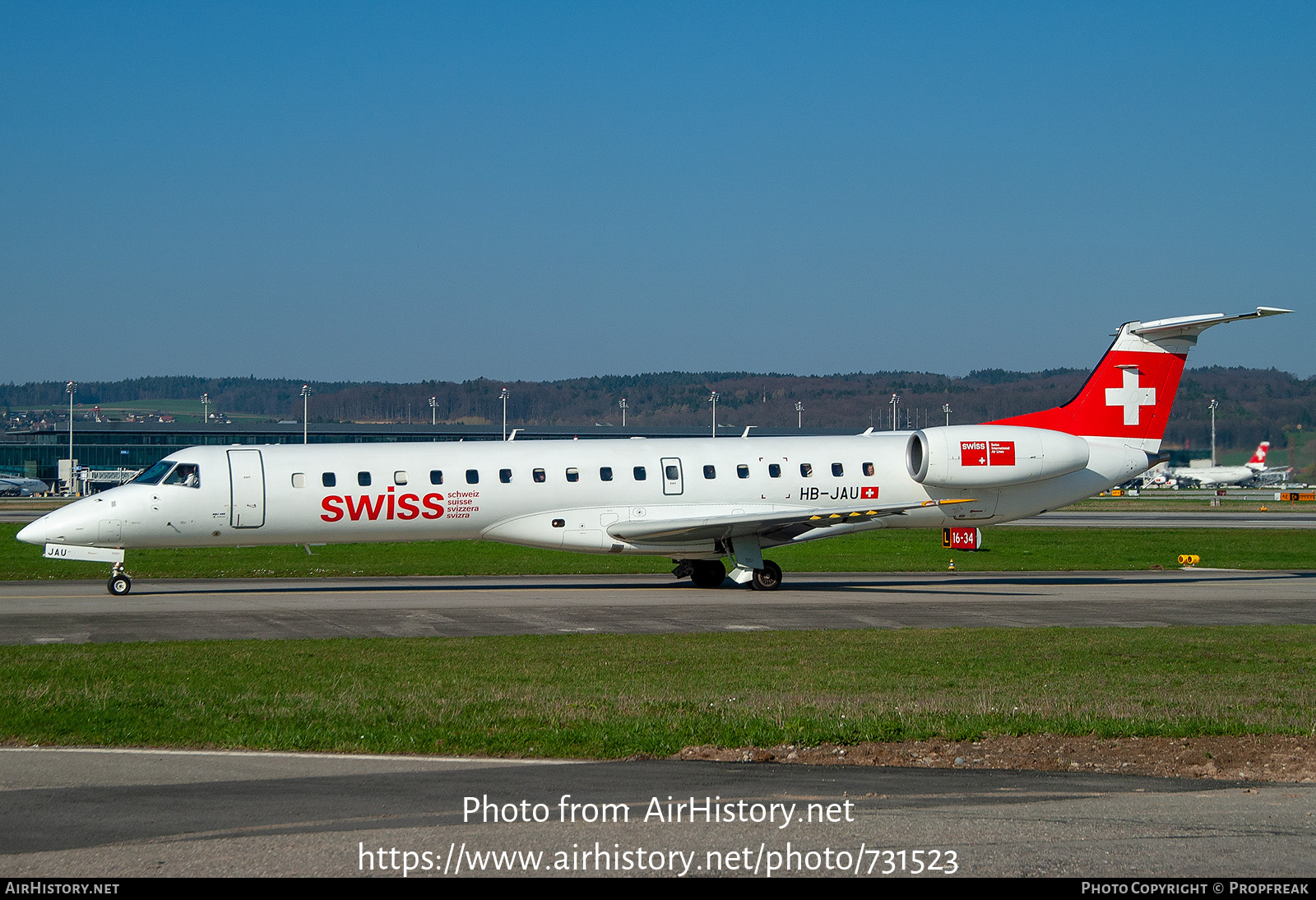 Aircraft Photo of HB-JAU | Embraer ERJ-145LU (EMB-145LU) | Swiss International Air Lines | AirHistory.net #731523