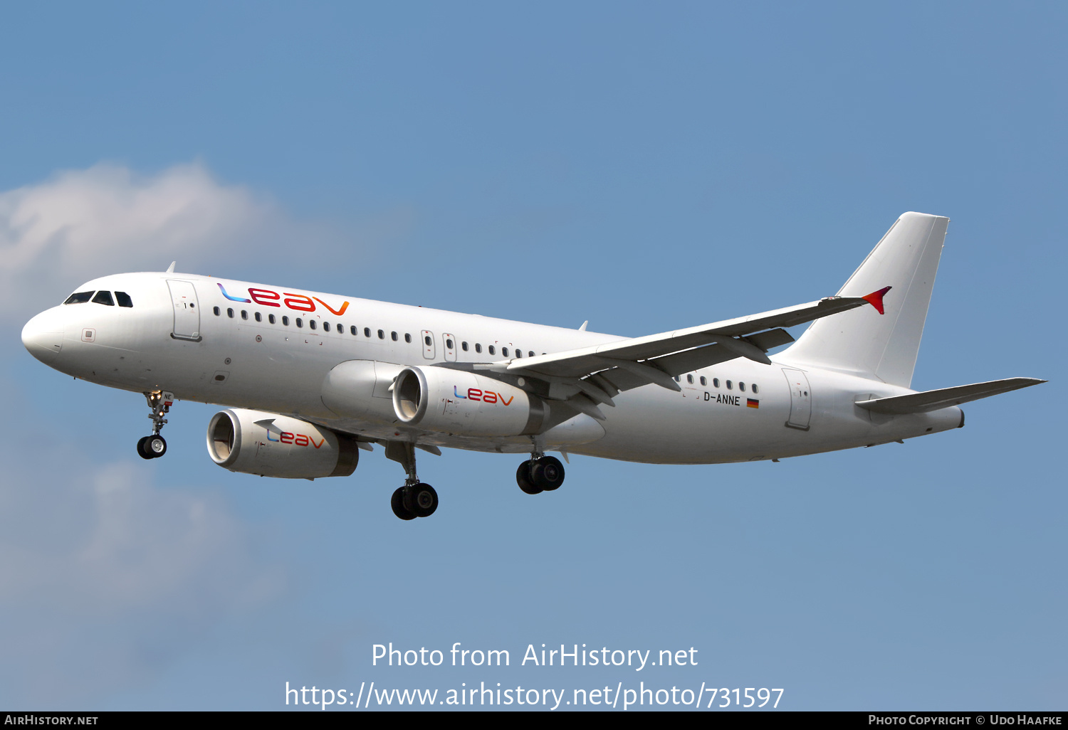 Aircraft Photo of D-ANNE | Airbus A320-232 | Leav Aviation | AirHistory.net #731597