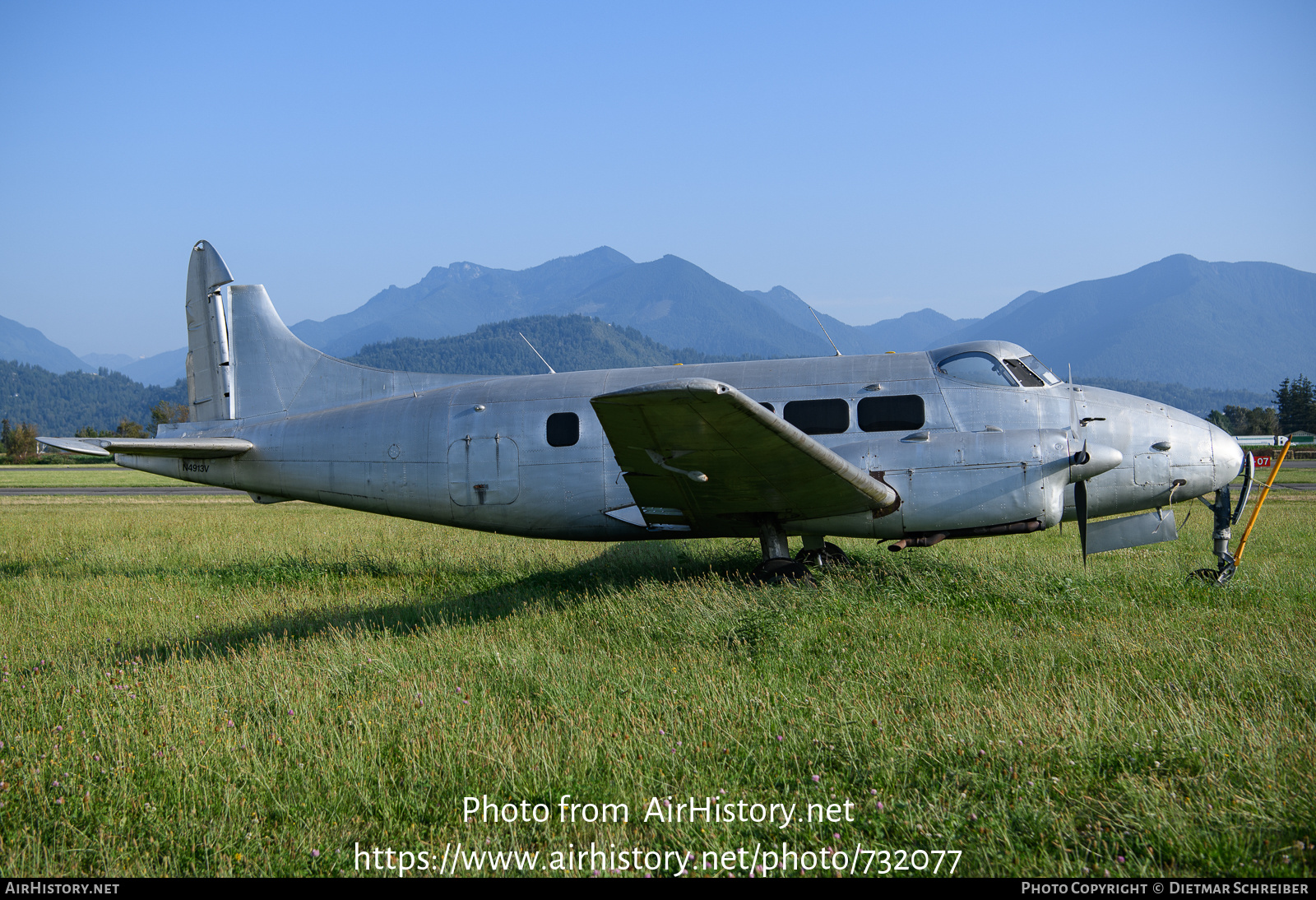 Aircraft Photo of N4913V | De Havilland D.H. 104 Dove 5A | AirHistory.net #732077