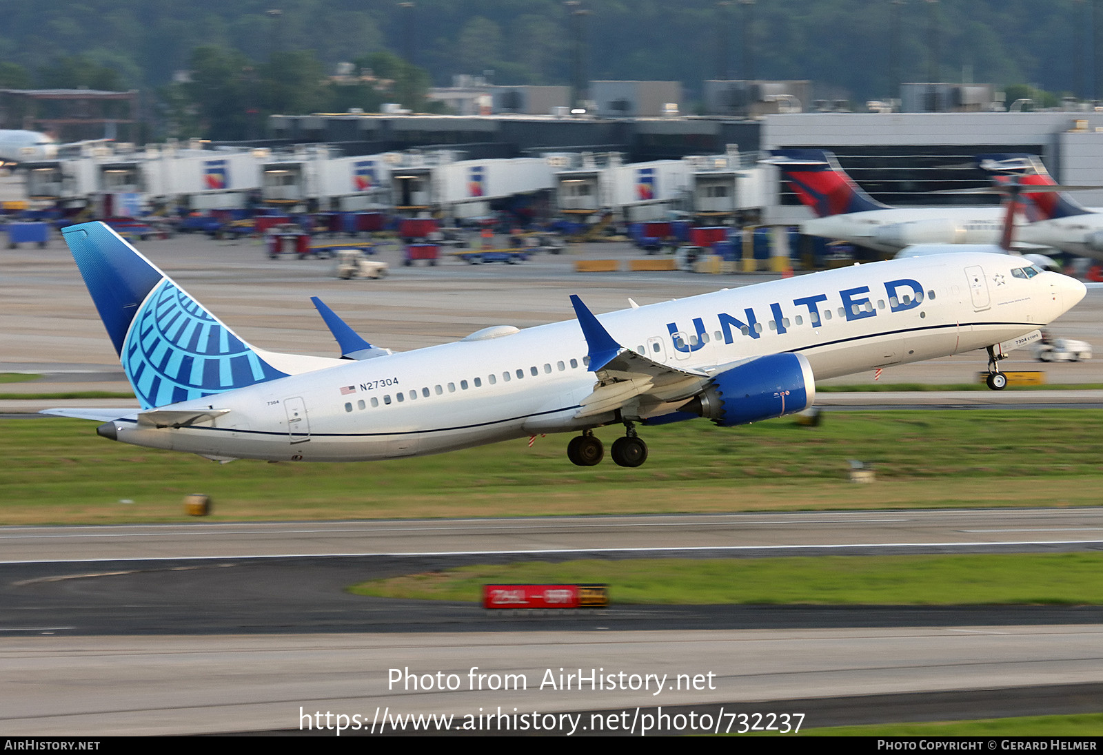 Aircraft Photo of N27304 | Boeing 737-8 Max 8 | United Airlines | AirHistory.net #732237