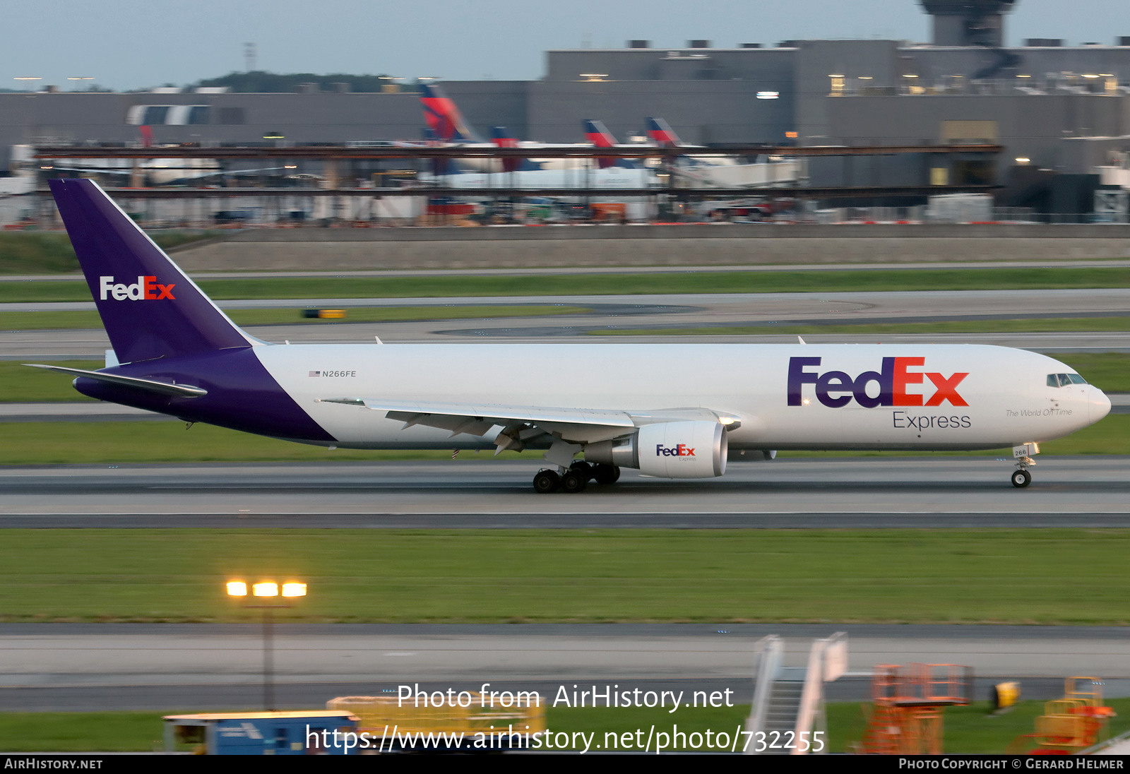 Aircraft Photo of N266FE | Boeing 767-300F | Fedex - Federal Express | AirHistory.net #732255