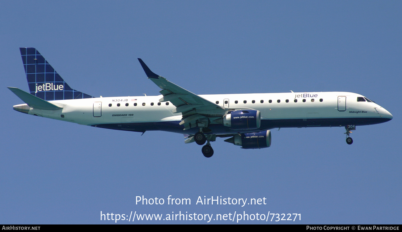 Aircraft Photo of N304JB | Embraer 190AR (ERJ-190-100IGW) | JetBlue Airways | AirHistory.net #732271