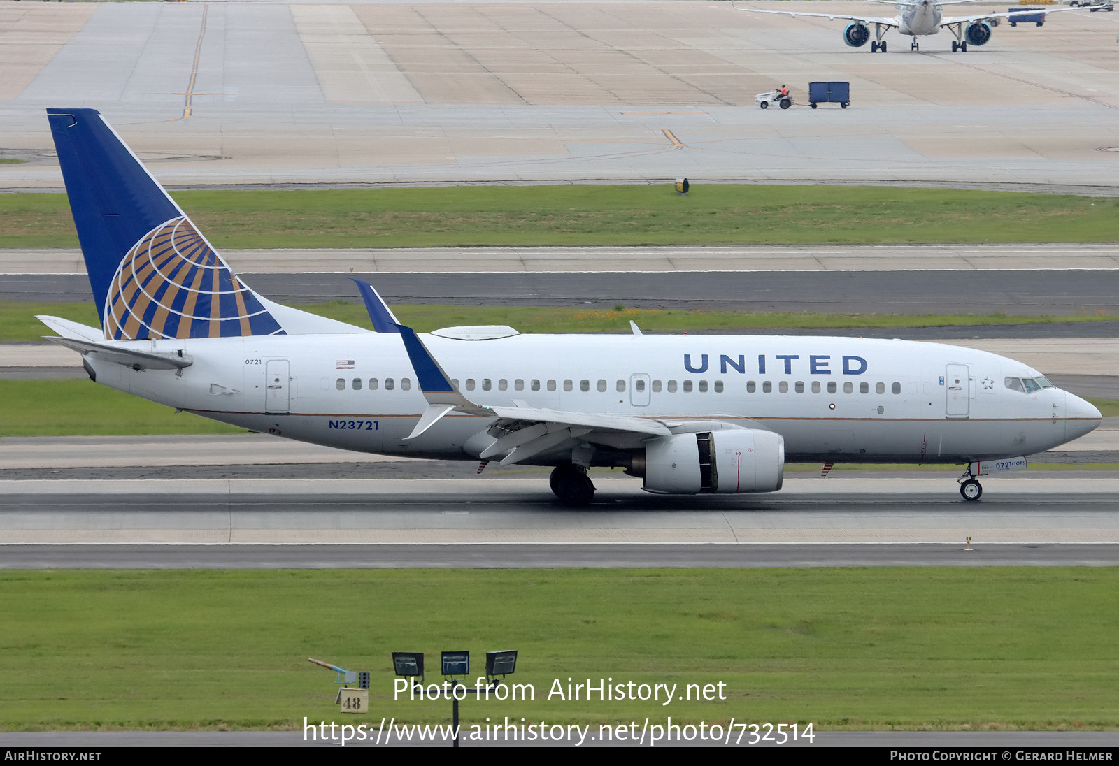 Aircraft Photo of N23721 | Boeing 737-724 | United Airlines | AirHistory.net #732514