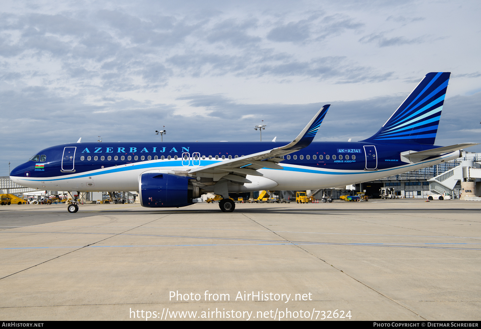 Aircraft Photo of 4K-AZ141 | Airbus A320-271N | Azerbaijan Airlines - AZAL - AHY | AirHistory.net #732624