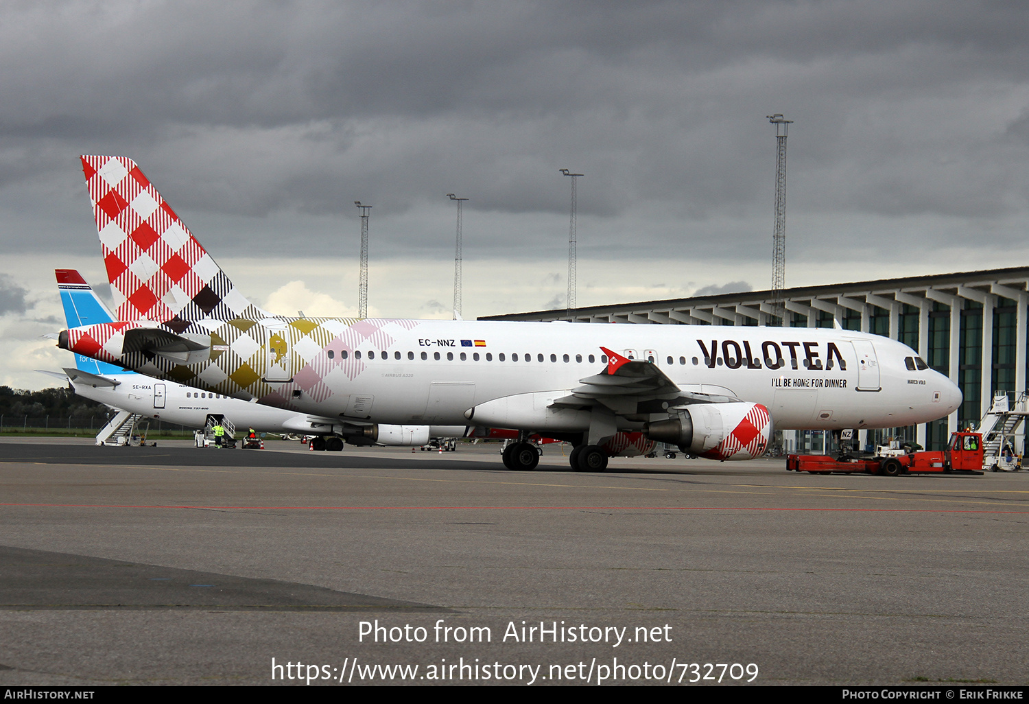 Aircraft Photo of EC-NNZ | Airbus A320-214 | Volotea | AirHistory.net #732709