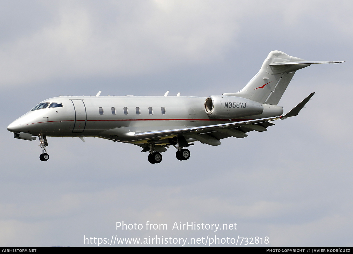 Aircraft Photo of N358VJ | Bombardier Challenger 350 (BD-100-1A10) | AirHistory.net #732818