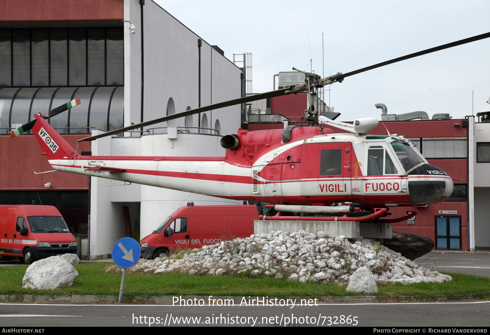 Aircraft Photo of I-VFMG | Agusta AB-204B | Italy - Vigili del Fuoco | AirHistory.net #732865