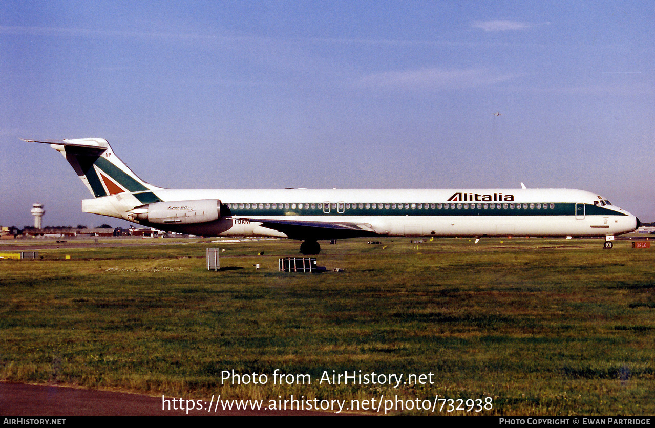 Aircraft Photo of I-DANP | McDonnell Douglas MD-82 (DC-9-82) | Alitalia | AirHistory.net #732938