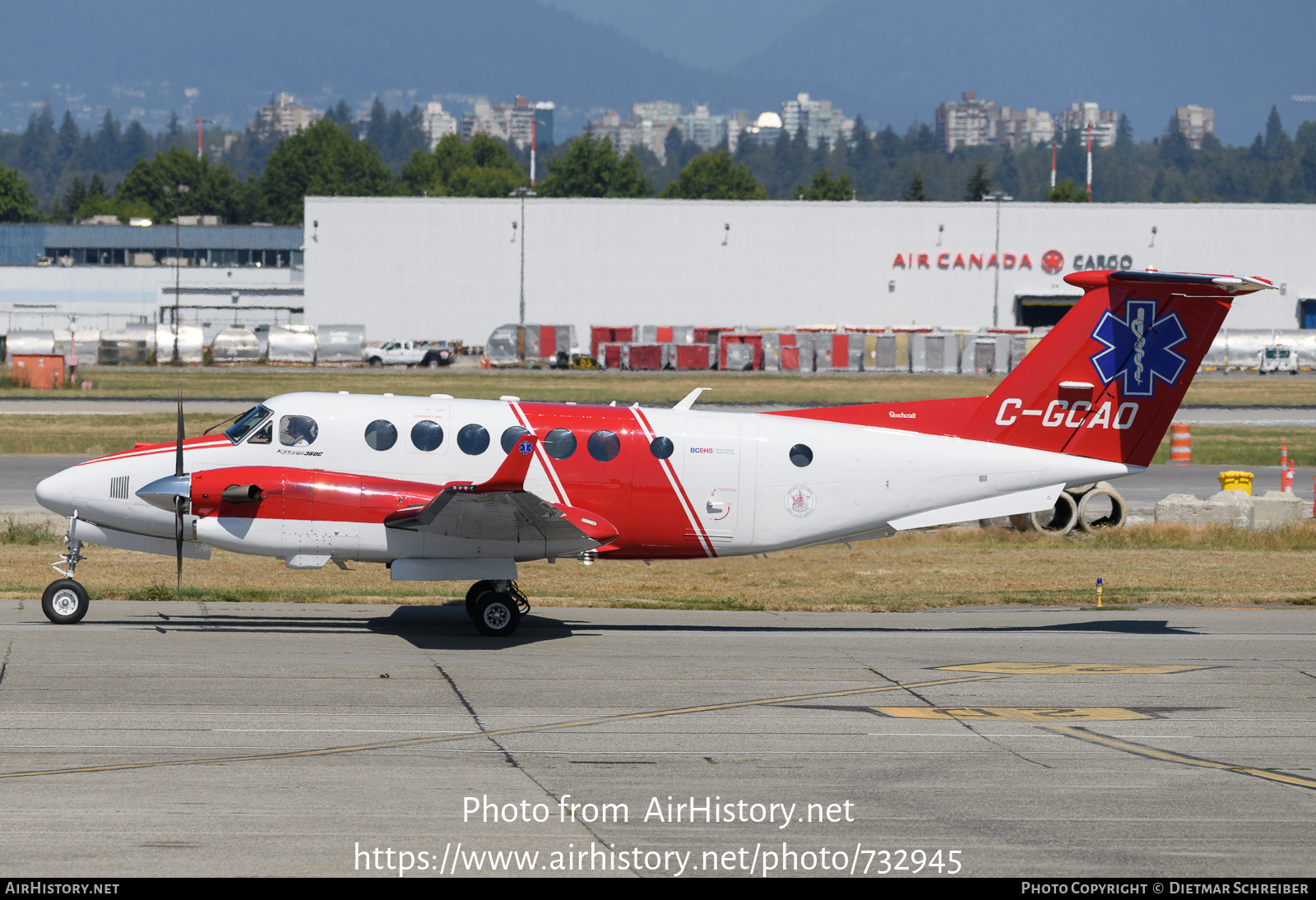 Aircraft Photo of C-GCAO | Beechcraft B300 King Air 360C | BC Ambulance Service | AirHistory.net #732945