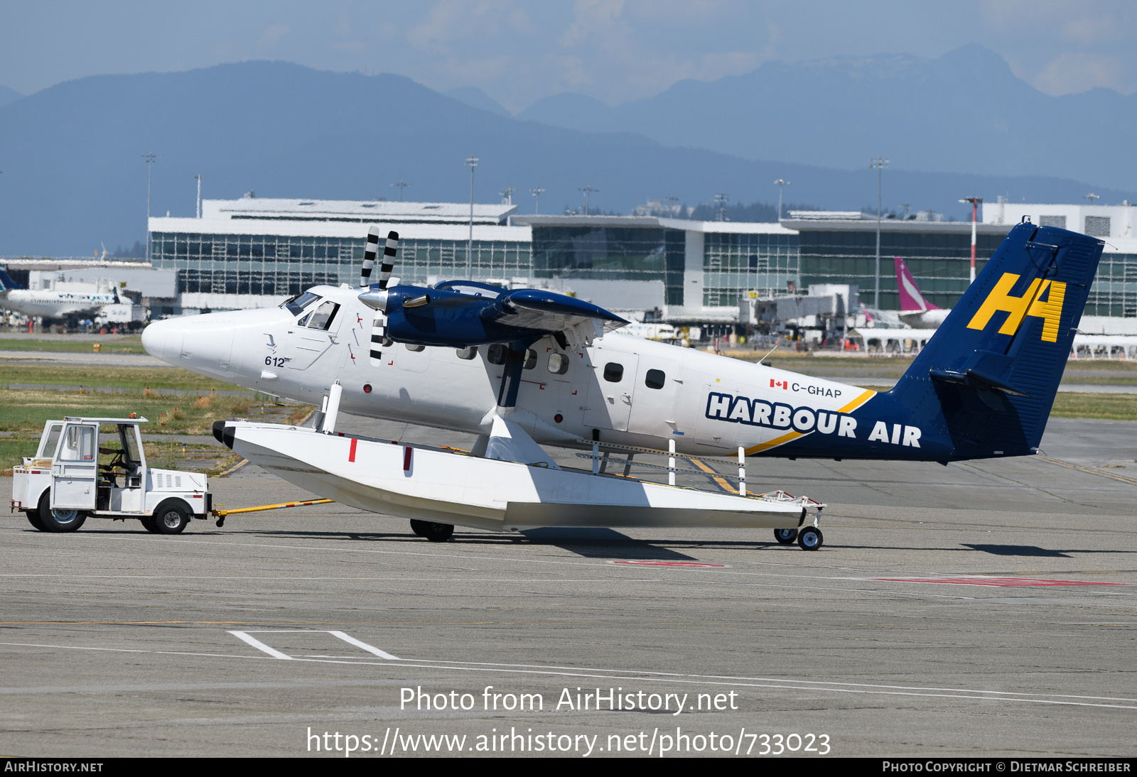 Aircraft Photo of C-GHAP | De Havilland Canada DHC-6-300 Twin Otter | Harbour Air | AirHistory.net #733023