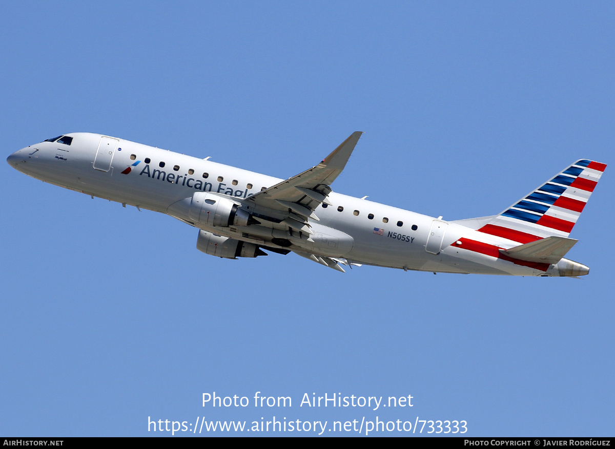 Aircraft Photo of N505SY | Embraer 175LR (ERJ-170-200LR) | American Eagle | AirHistory.net #733333