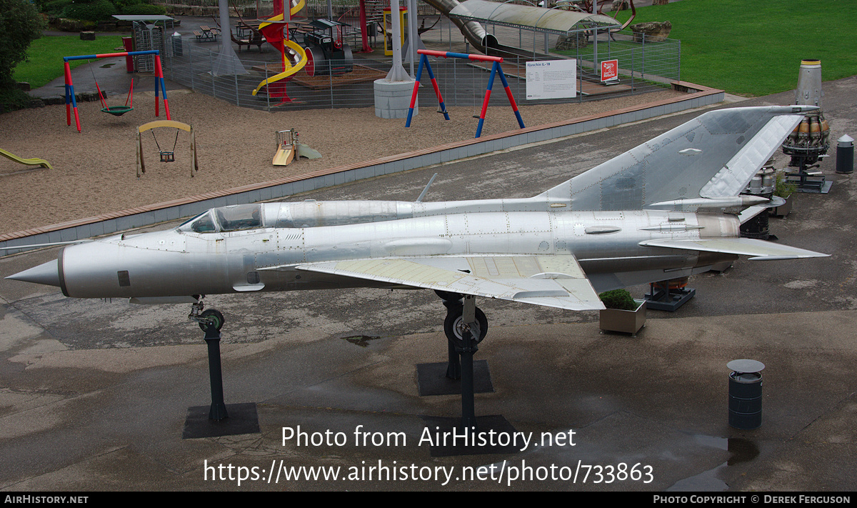 Aircraft Photo of 2233 | Mikoyan-Gurevich MiG-21SPS | Germany - Air Force | AirHistory.net #733863