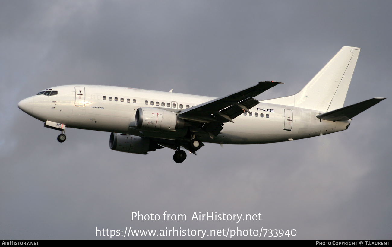 Aircraft Photo of F-GJNE | Boeing 737-528 | AirHistory.net #733940