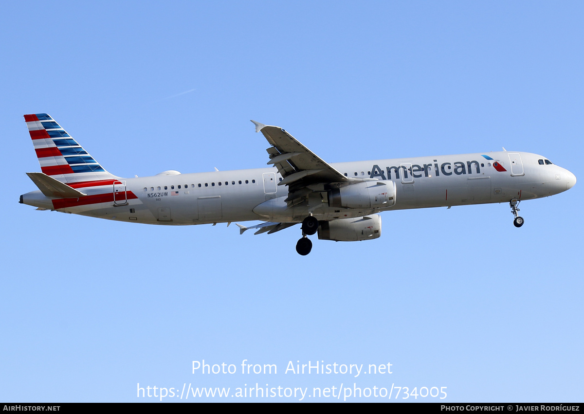 Aircraft Photo of N562UW | Airbus A321-231 | American Airlines | AirHistory.net #734005