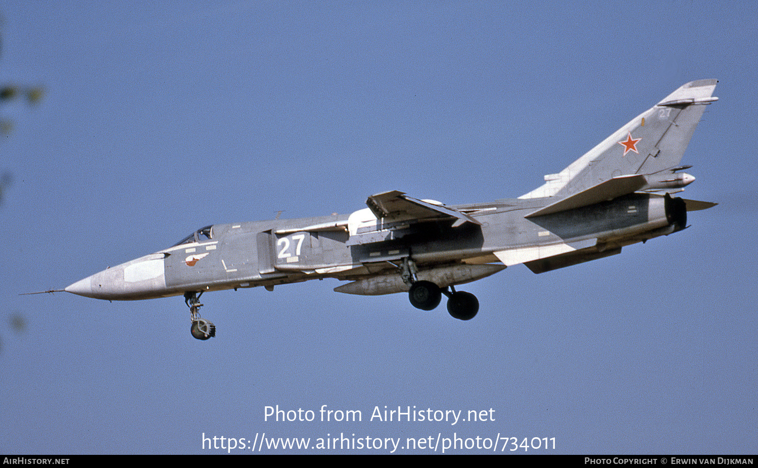 Aircraft Photo of 27 white | Sukhoi Su-24MR | Soviet Union - Air Force | AirHistory.net #734011