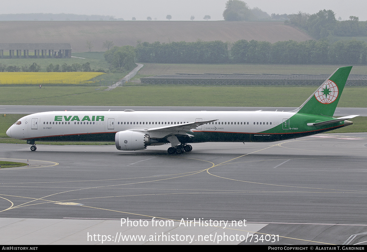 Aircraft Photo of B-17807 | Boeing 787-10 Dreamliner | EVA Air | AirHistory.net #734031