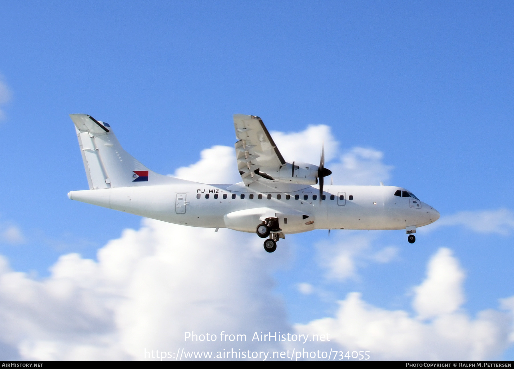 Aircraft Photo of PJ-WIZ | ATR ATR-42-500 | AirHistory.net #734055