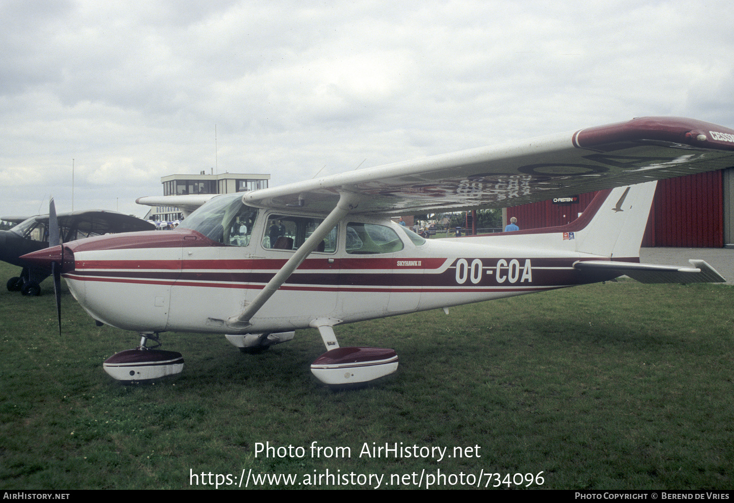 Aircraft Photo of OO-COA | Cessna 172N Skyhawk II | AirHistory.net #734096