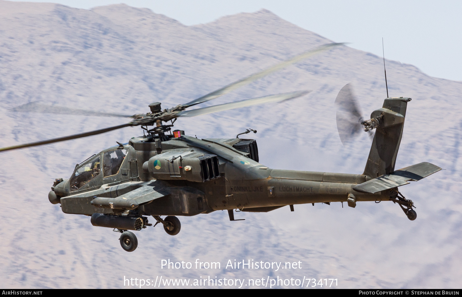 Aircraft Photo of Q-26 | Boeing AH-64DN Apache | Netherlands - Air Force | AirHistory.net #734171