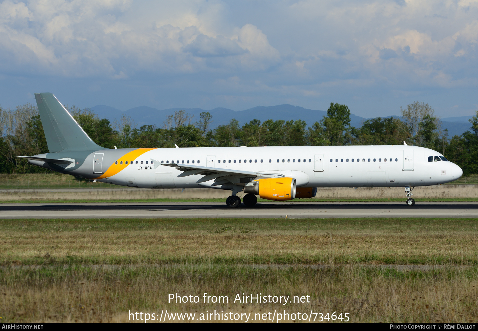 Aircraft Photo of LY-WSA | Airbus A321-212 | Vueling Airlines | AirHistory.net #734645