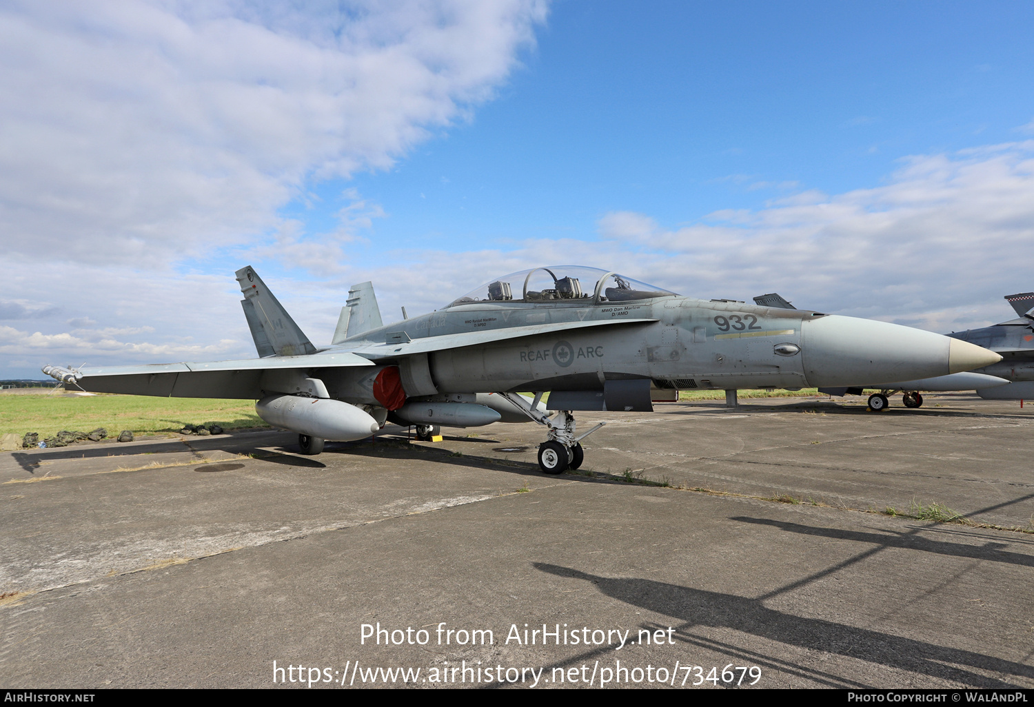 Aircraft Photo of 188932 | McDonnell Douglas CF-188B Hornet | Canada - Air Force | AirHistory.net #734679