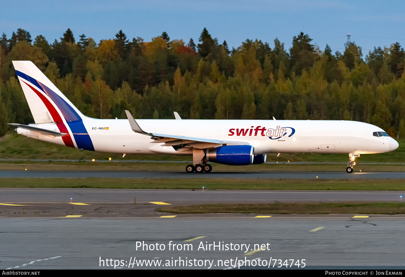 Aircraft Photo of EC-NIU | Boeing 757-223(PCF) | Swiftair | AirHistory.net #734745