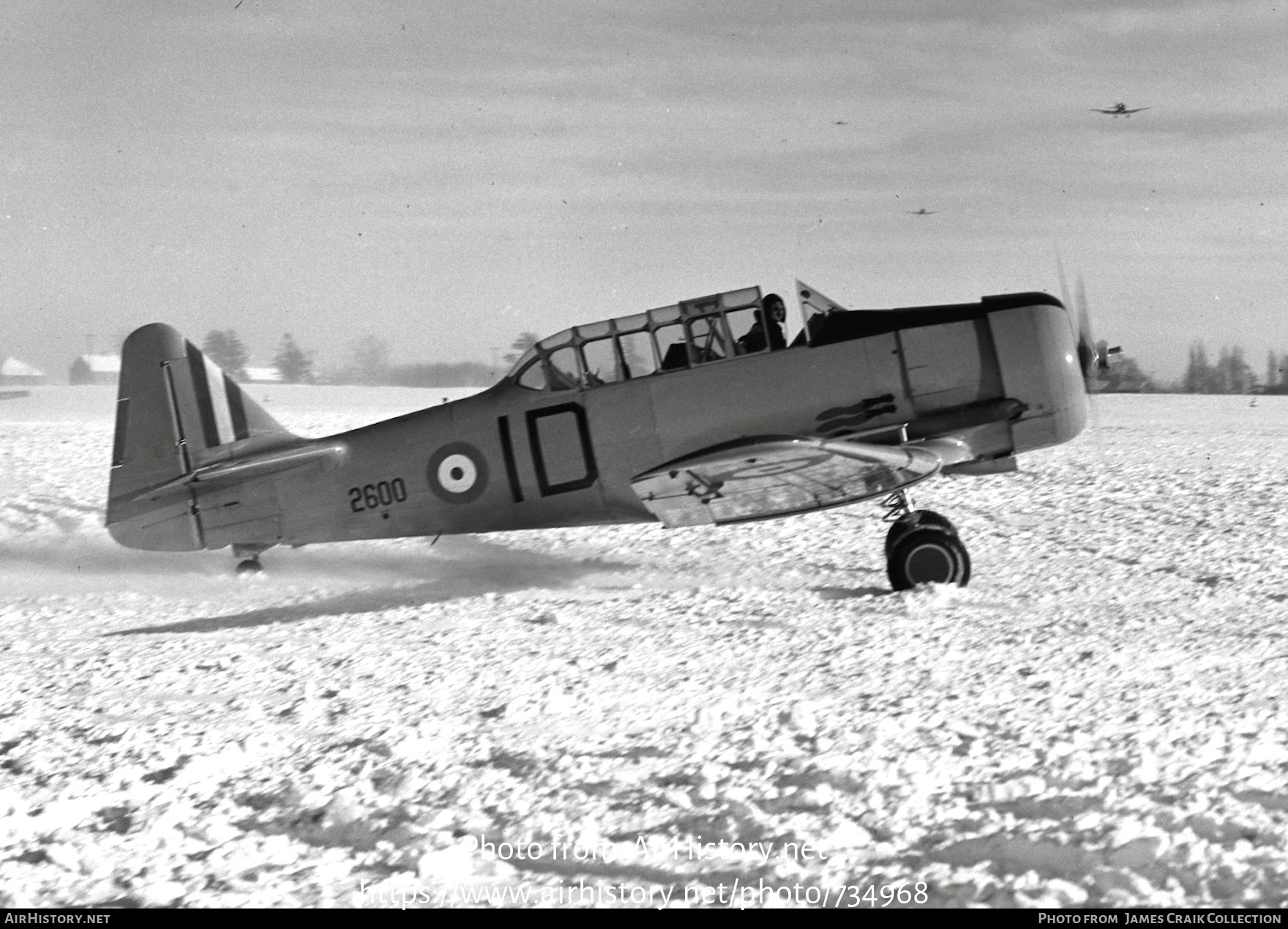 Aircraft Photo of 2600 | North American AT-16 Harvard IIA | Canada - Air Force | AirHistory.net #734968