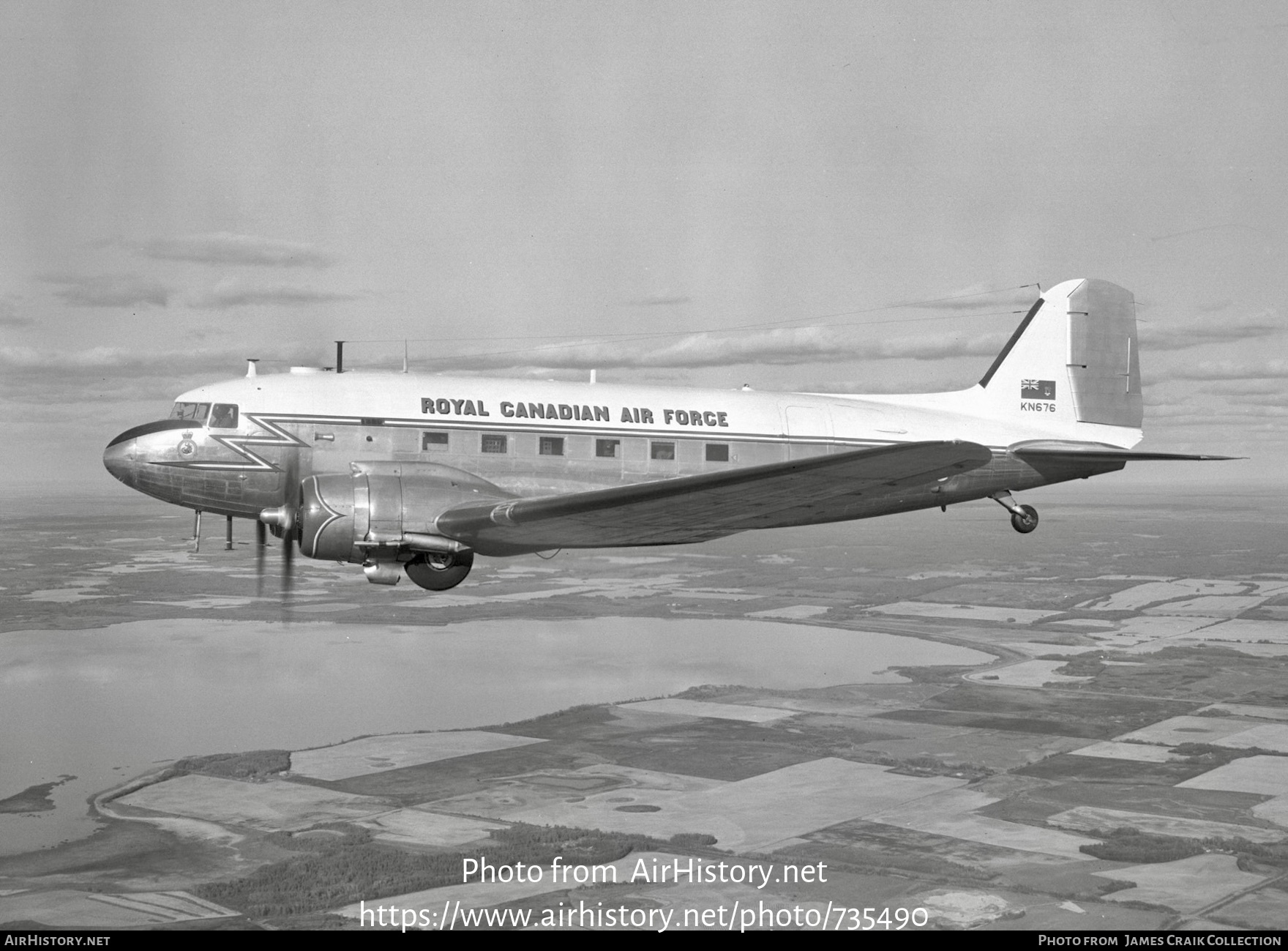 Aircraft Photo of KN676 | Douglas CC-129 Dakota 3 | Canada - Air Force | AirHistory.net #735490