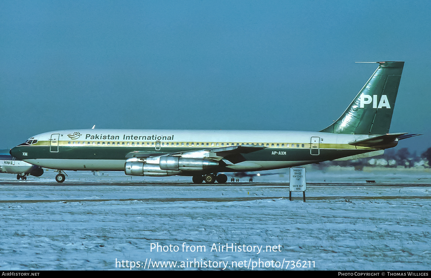 Aircraft Photo of AP-AXM | Boeing 720-047B | Pakistan International Airlines - PIA | AirHistory.net #736211