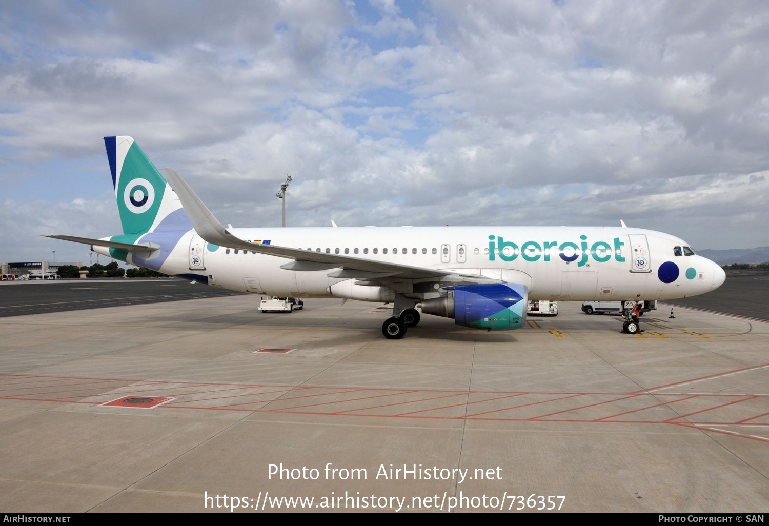 Aircraft Photo of EC-LZD | Airbus A320-214 | Iberojet | AirHistory.net #736357